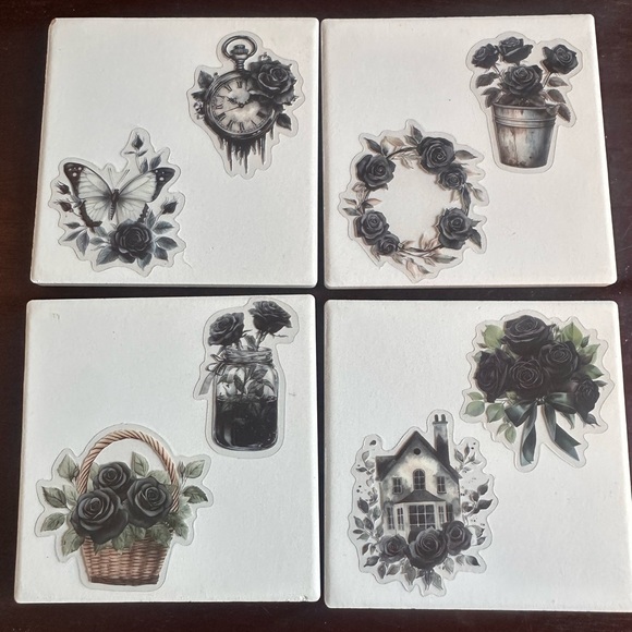 Black and White Floral Coasters Set - Picture 1 of 1